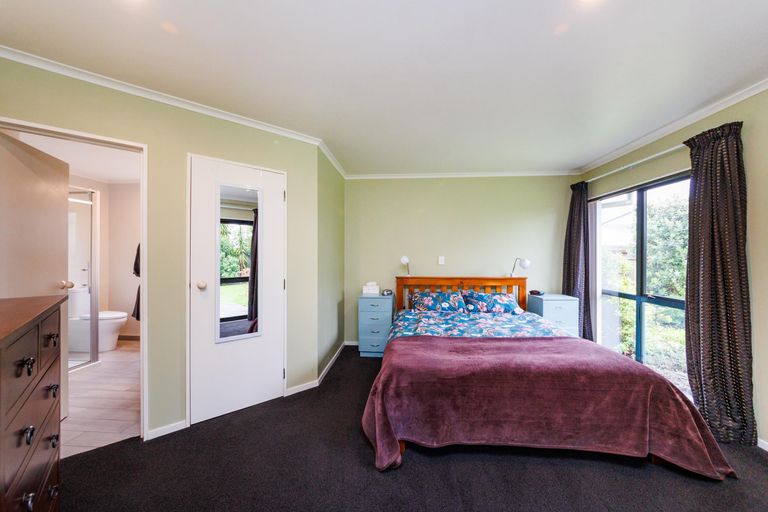 Photo of property in 190 Kelvin Grove Road, Kelvin Grove, Palmerston North, 4414