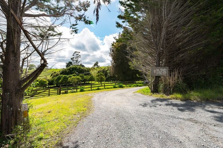 Photo of property in 325 Sandspit Road, Warkworth, 0982