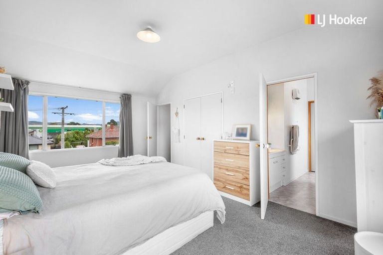 Photo of property in 1 Mure Street, Mosgiel, 9024