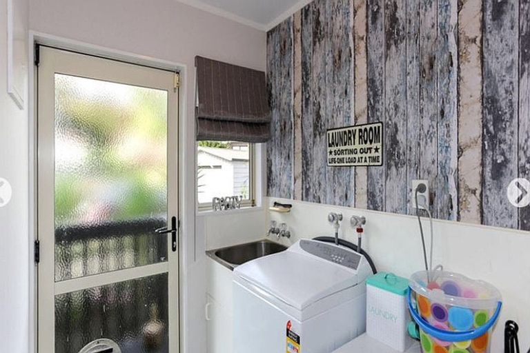 Photo of property in 12a Langstone Street, Welcome Bay, Tauranga, 3112
