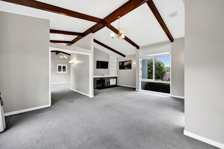 Photo of property in 41 Suther Street, Waverley, 4510