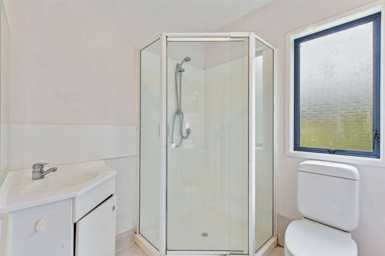 Photo of property in 20/3 The Avenue, Albany, Auckland, 0632