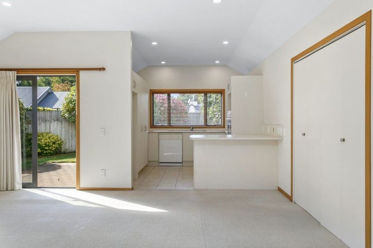 Photo of property in 15 The Circle, Nukuhau, Taupo, 3330