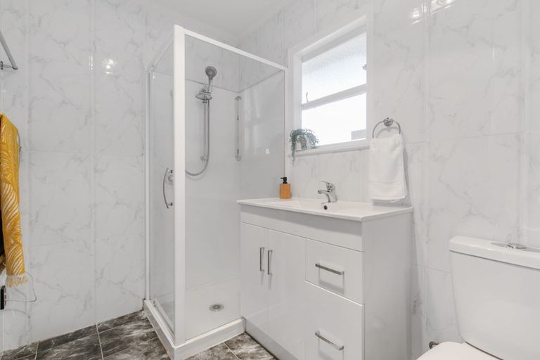 Photo of property in 4/24 Central Avenue, Papatoetoe, Auckland, 2025