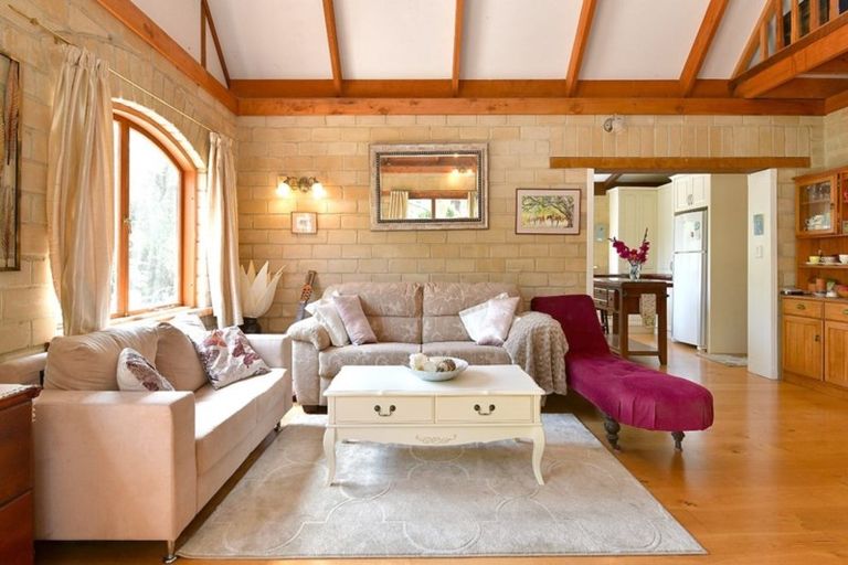 Photo of property in 280 Inland Road, Helensville, 0875