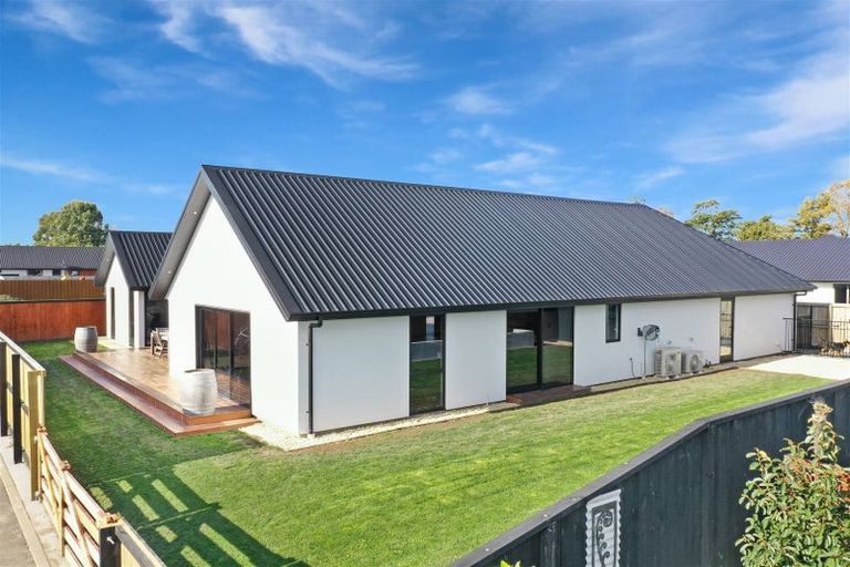 Photo of property in 5 Kelburn Place, Tinwald, Ashburton, 7700