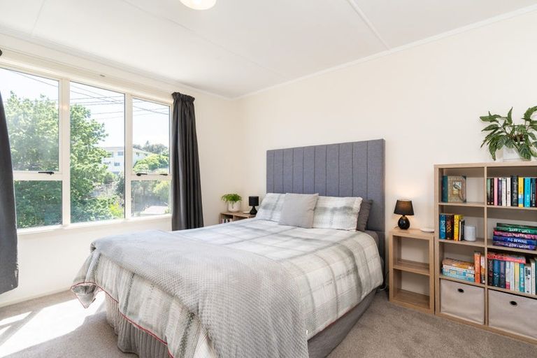 Photo of property in 10 Arawhata Street, Ranui, Porirua, 5024