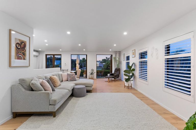 Photo of property in 29a Bay Street, Red Beach, 0932