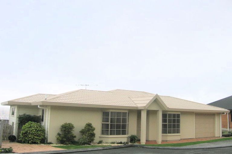 Photo of property in 8a Sunningdale Lane, Woodridge, Wellington, 6037