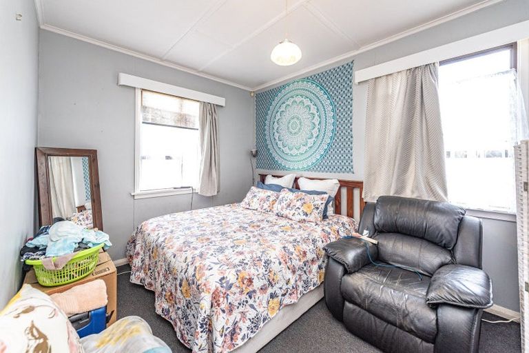 Photo of property in 51 Bamber Street, Castlecliff, Whanganui, 4501