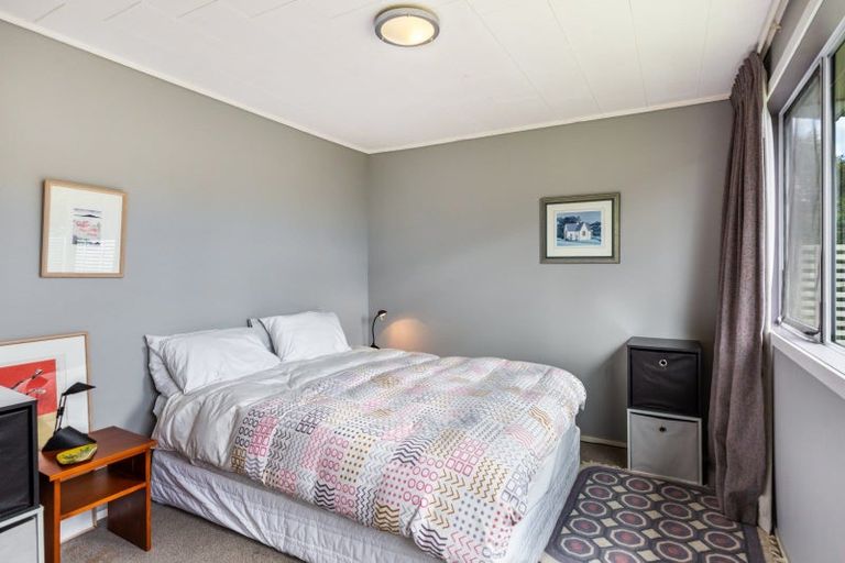 Photo of property in 14 Runuku Grove, Turangi, 3334