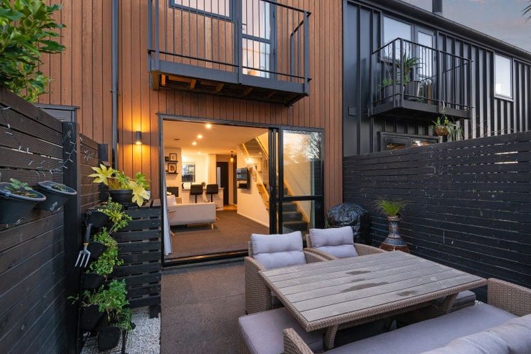 Photo of property in 15f Cheltenham Street, Merivale, Christchurch, 8014