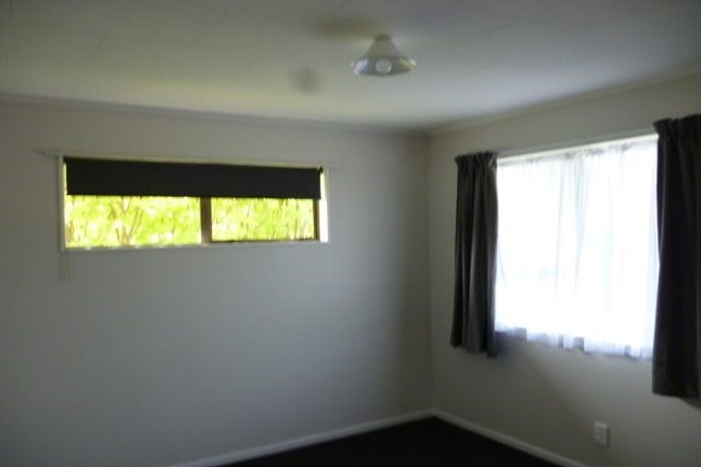 Photo of property in 34 Gemstone Drive, Birchville, Upper Hutt, 5018