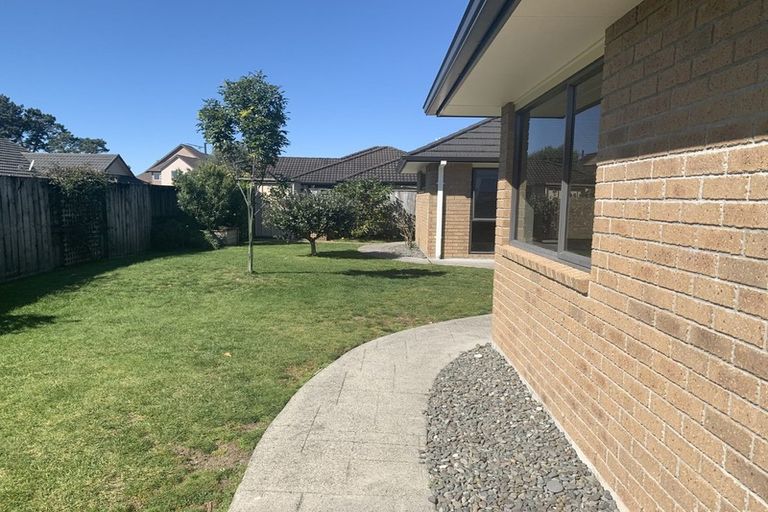 Photo of property in 15 Waiora Place, Pyes Pa, Tauranga, 3112