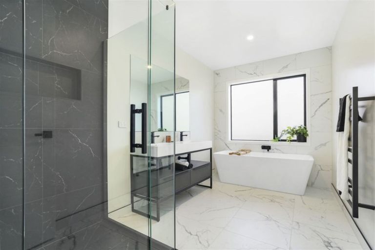 Photo of property in 4 Riverpoint Glade, Flagstaff, Hamilton, 3210