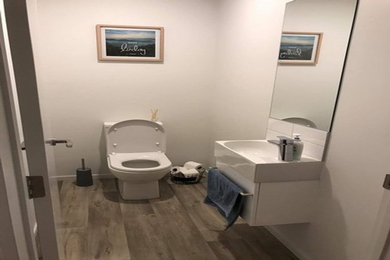 Photo of property in 8 George West Square West, Wigram, Christchurch, 8025