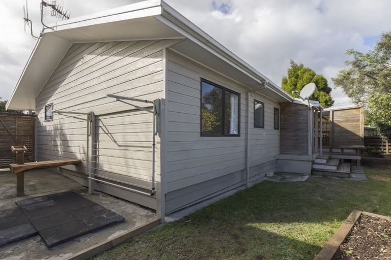 Photo of property in 2/88 Ohauiti Road, Hairini, Tauranga, 3112