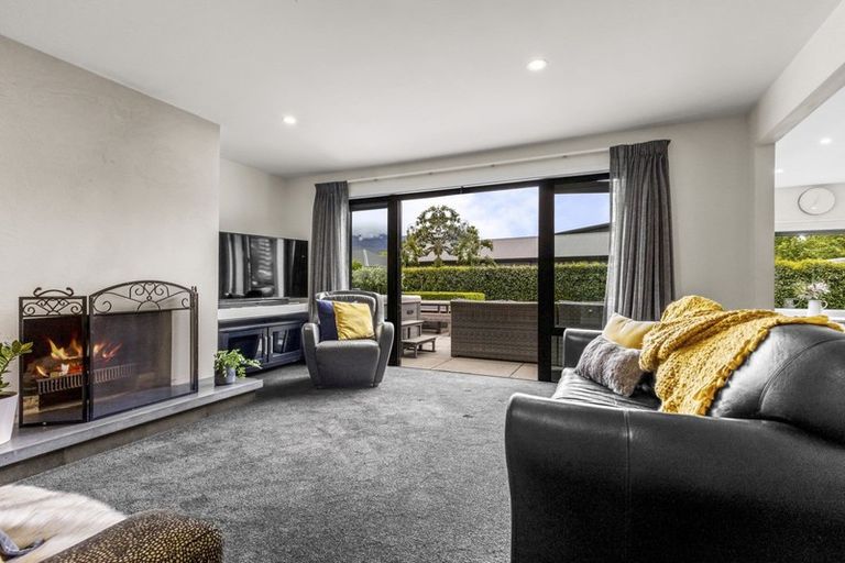 Photo of property in 2 Stowmore Lane, Lower Shotover, Queenstown, 9371