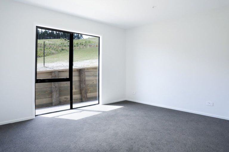 Photo of property in 13 Akitu Rise, Wanaka, 9305