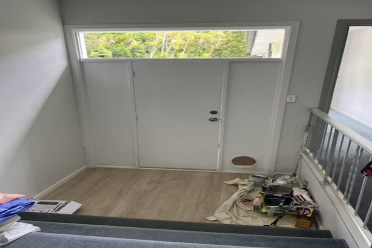 Photo of property in 1/195 Godley Road, Titirangi, Auckland, 0604