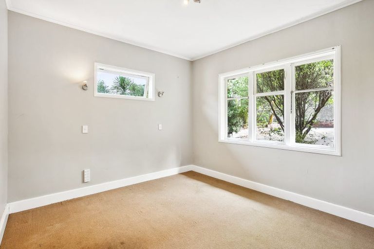 Photo of property in 10 Ribble Street, Island Bay, Wellington, 6023