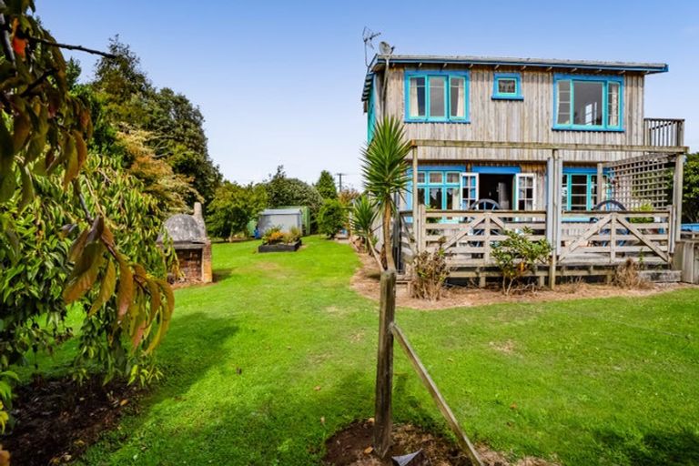 Photo of property in 100 Conway Road, Eltham, 4322