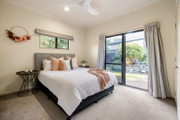 Photo of property in 2 Keswick Crescent, Huntington, Hamilton, 3210