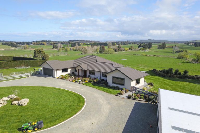 Photo of property in 40 Devils Bridge Road, Weston, Oamaru, 9492