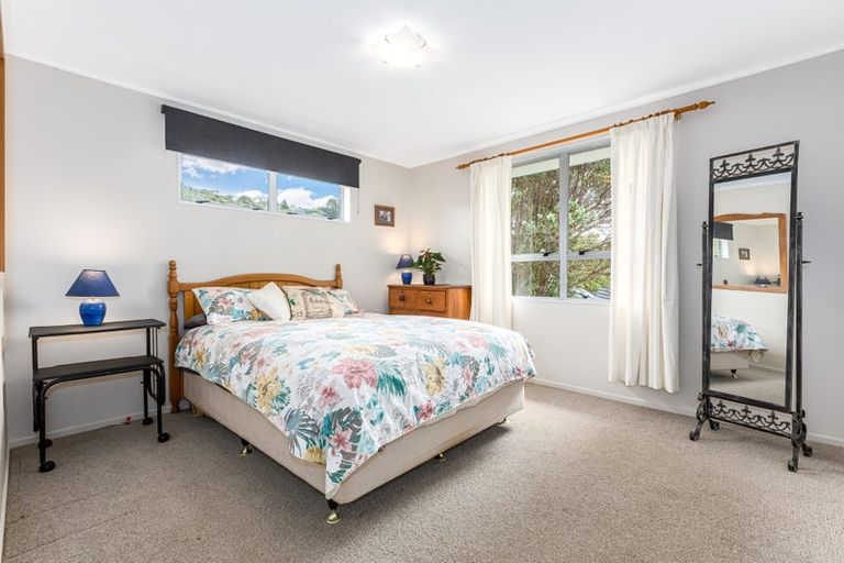 Photo of property in 27 Staithes Drive North, Whitby, Porirua, 5024