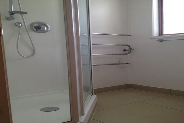 Photo of property in 134 Pigeon Mountain Road, Half Moon Bay, Auckland, 2012