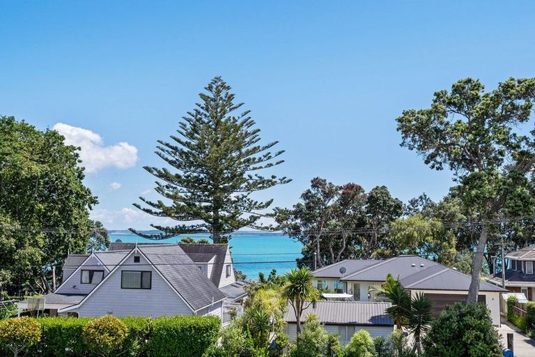 Photo of property in 67 First View Avenue, Beachlands, Auckland, 2018