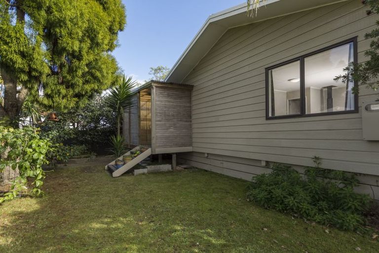 Photo of property in 2/88 Ohauiti Road, Hairini, Tauranga, 3112