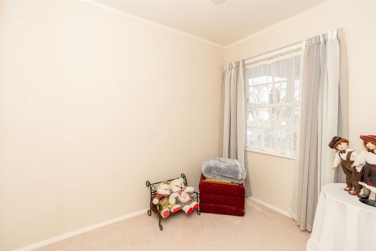 Photo of property in 65 Poaka Avenue, Dinsdale, Hamilton, 3204