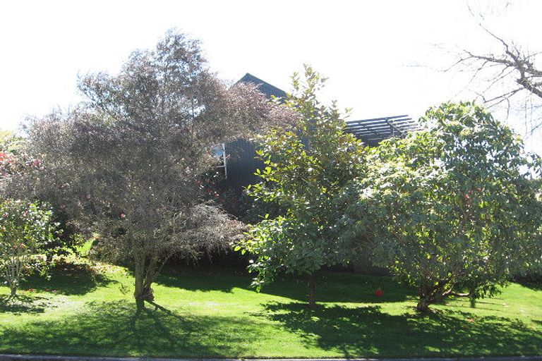 Photo of property in 22 Shera Street, Acacia Bay, Taupo, 3330
