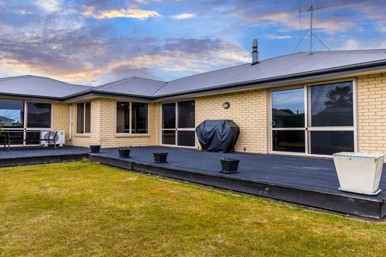 Photo of property in 8 Studholme Street, Waimate, 7924