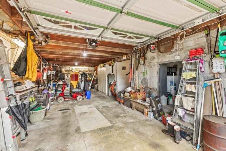 Photo of property in 71 Clawton Street, Westown, New Plymouth, 4310