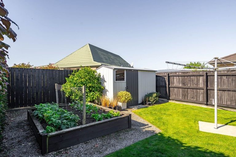 Photo of property in 61 Armstrong Avenue, Carterton, 5713