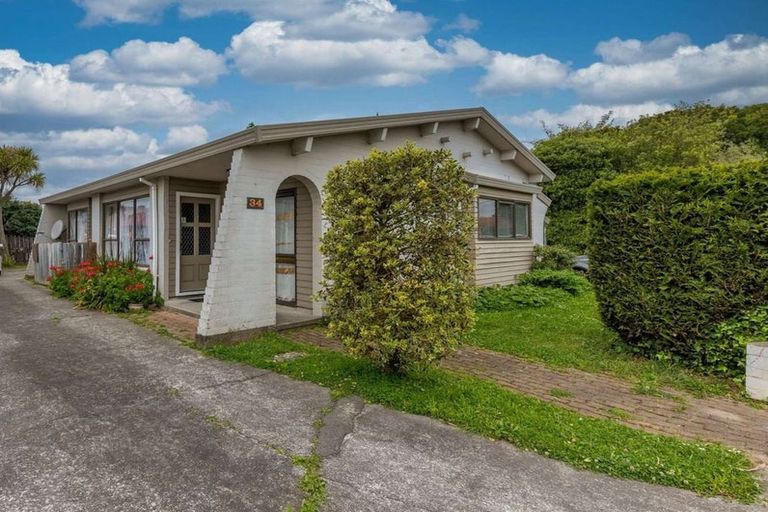 Photo of property in 34 Euston Street, Riccarton, Christchurch, 8041