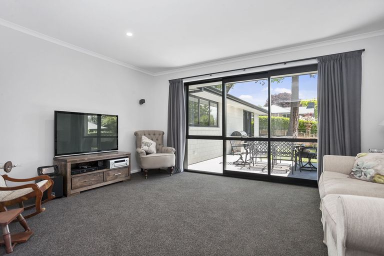 Photo of property in 11 Bronte Place, Leamington, Cambridge, 3432