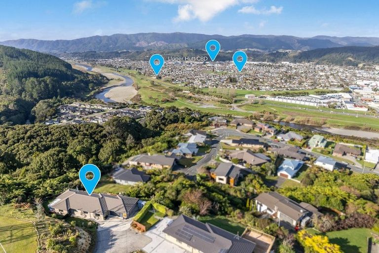 Photo of property in 23 Percy Kinsman Crescent, Riverstone Terraces, Upper Hutt, 5018
