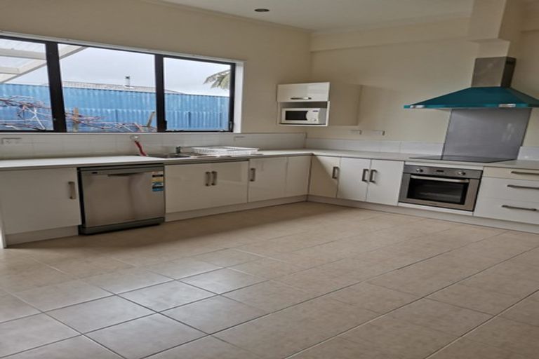 Photo of property in 55a Ward Street, Trentham, Upper Hutt, 5018