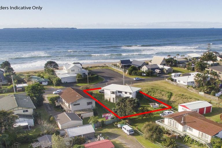 Photo of property in 36 Motiti Road, Papamoa Beach, Papamoa, 3118