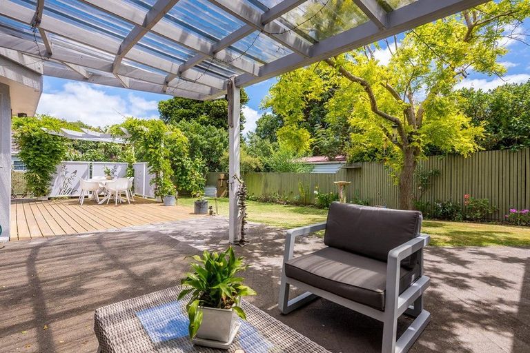 Photo of property in 2 Tainui Street, Raumati Beach, Paraparaumu, 5032