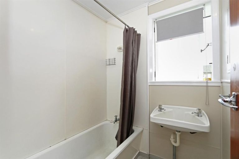 Photo of property in 50 Ihaia Road, Opunake, 4616