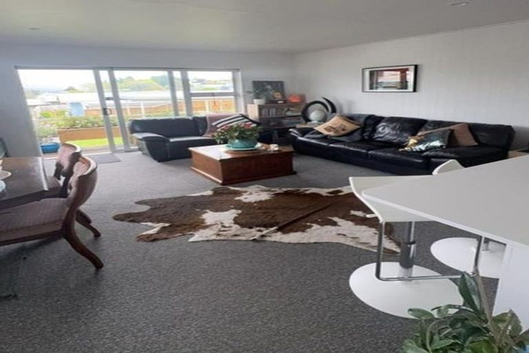 Photo of property in 25 Millers Road, Brookfield, Tauranga, 3110