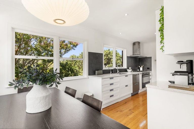 Photo of property in 6 Dell Way, Bucklands Beach, Auckland, 2014