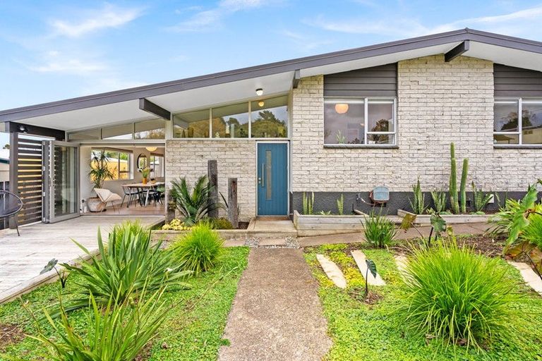 Photo of property in 27 Kohe Street, Parahaki, Whangarei, 0112