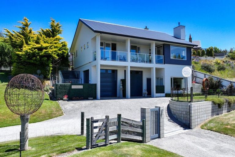 Photo of property in 13 Tekapo-twizel Road, Lake Tekapo, 7999