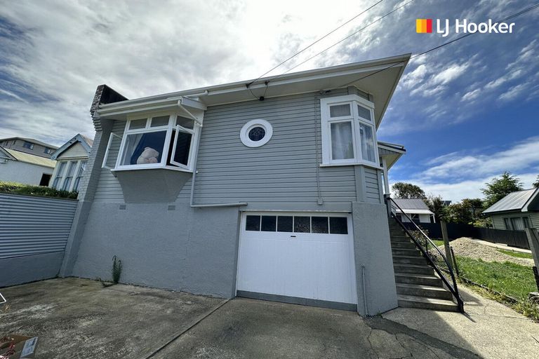 Photo of property in 84 Russell Street, Dunedin Central, Dunedin, 9016