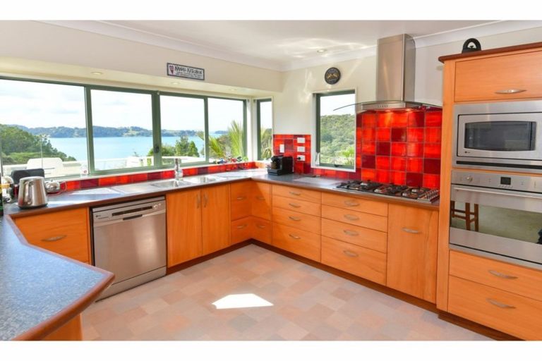 Photo of property in 15 Opahi Bay Road, Mahurangi West, Warkworth, 0983